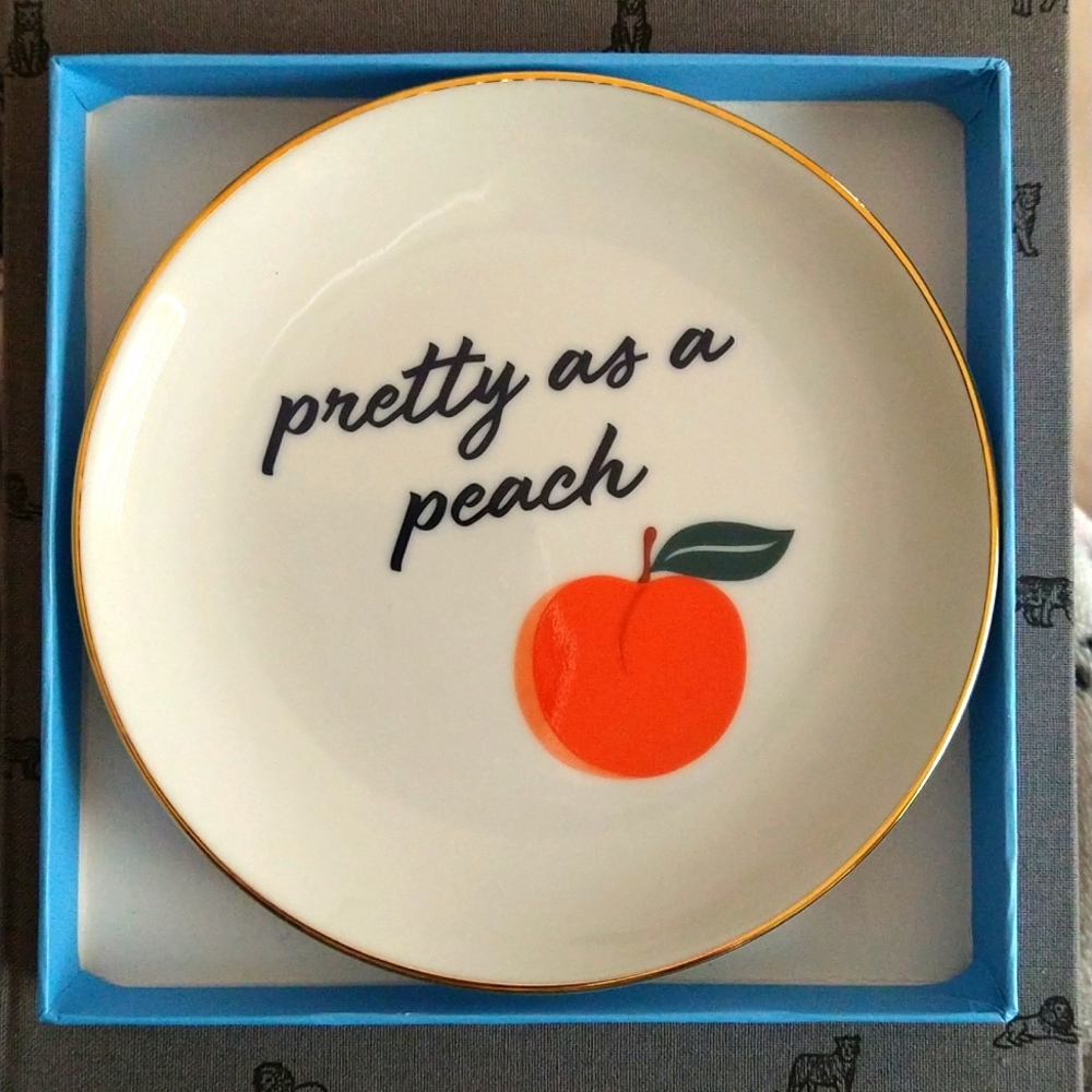 Draper James Pretty as a Peach Round Trinket Tray